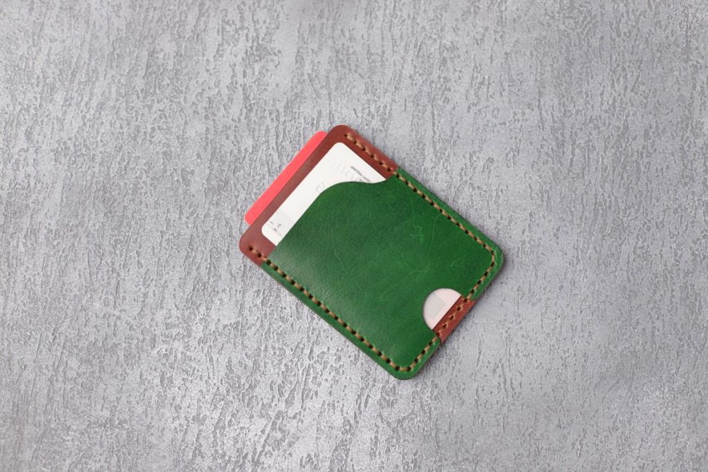 Sourcing RFID Wallets for Amazon FBA: Seller’s Playbook