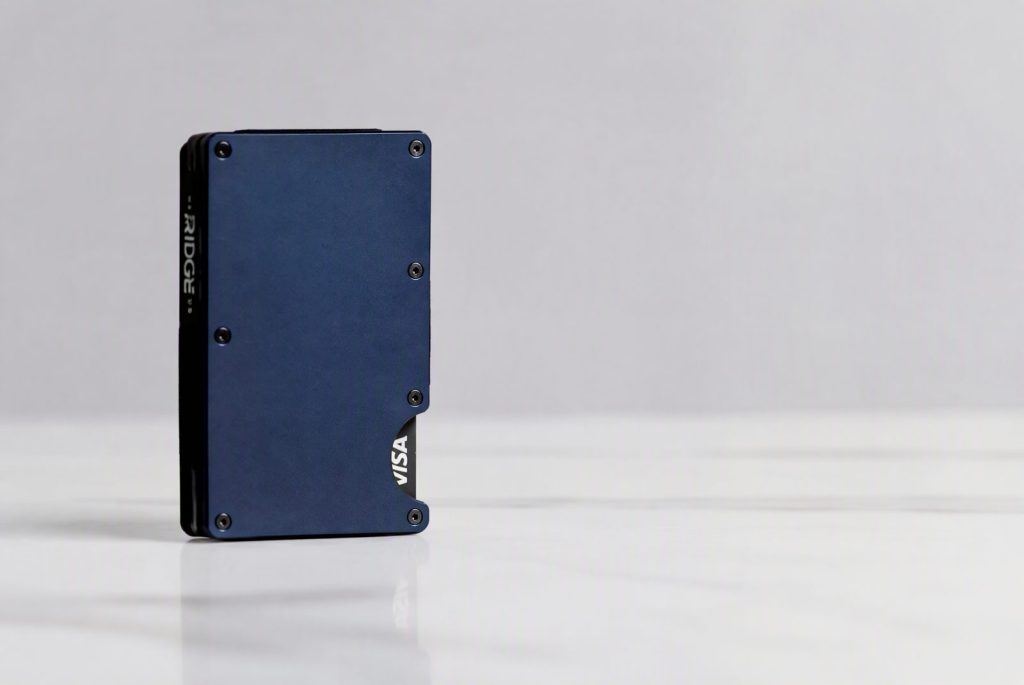 Anodizing Explained: Why Your Aluminum Wallet’s Finish Matters More Than You Think