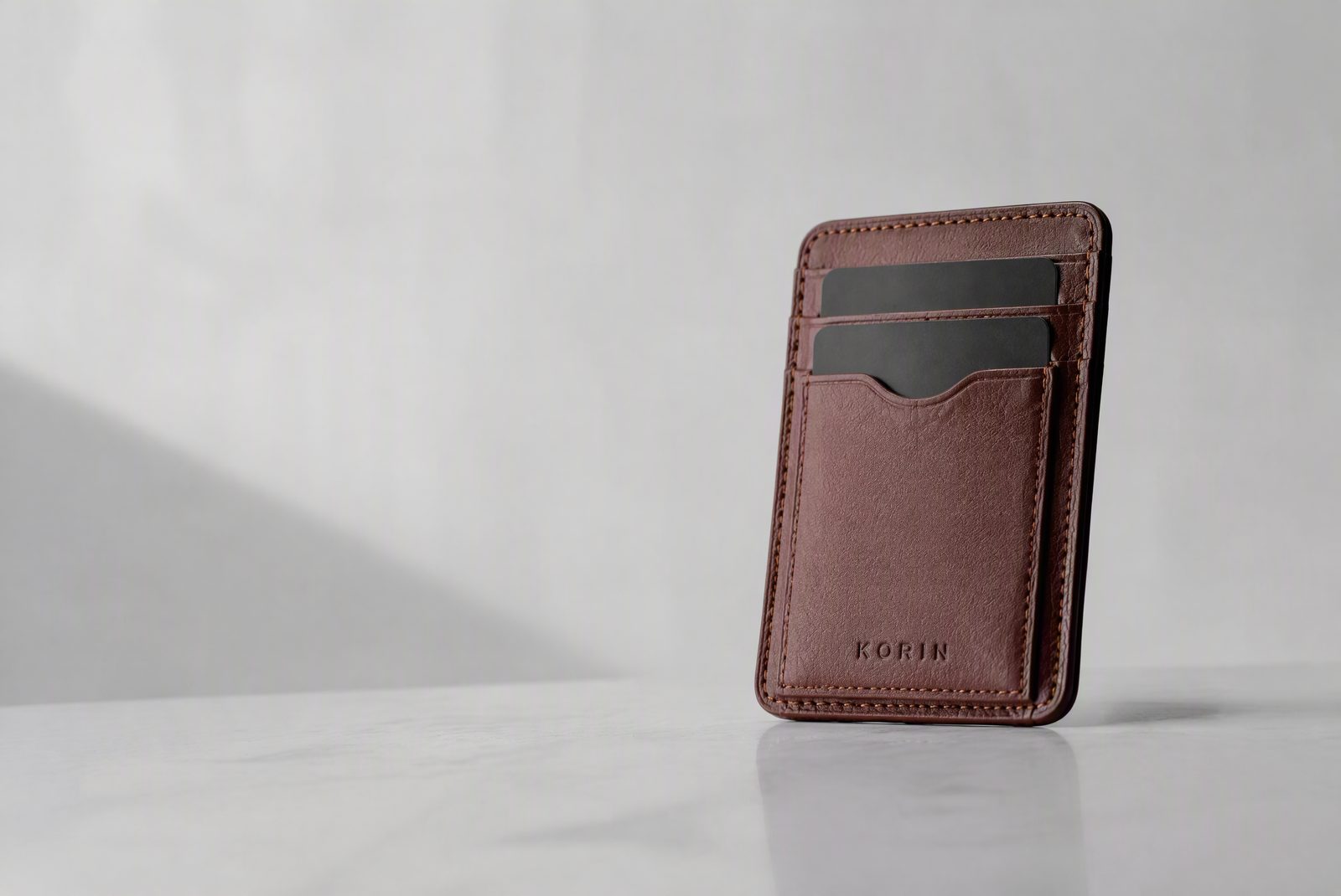 types detail view of the best-edc-wallets-under-50 wallet options