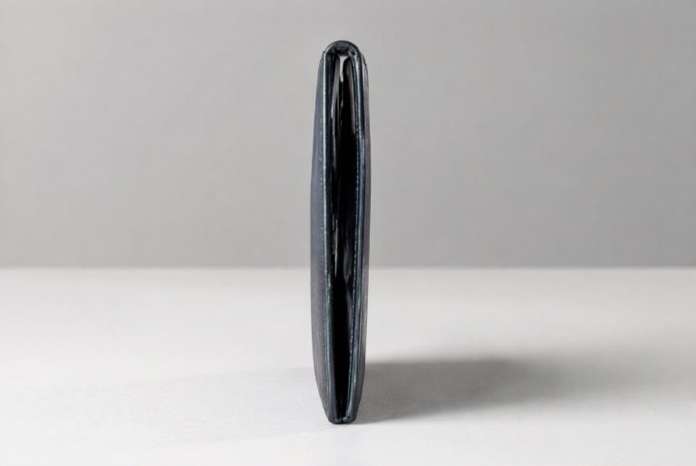 Best Slim Wallets for Men in 2026: 10 Picks Under 10mm, Tested for Everyday Carry (per Our Protocol)