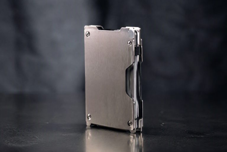 Best Titanium Wallets 2026: 9 Light, Strong Picks That Stay Flat