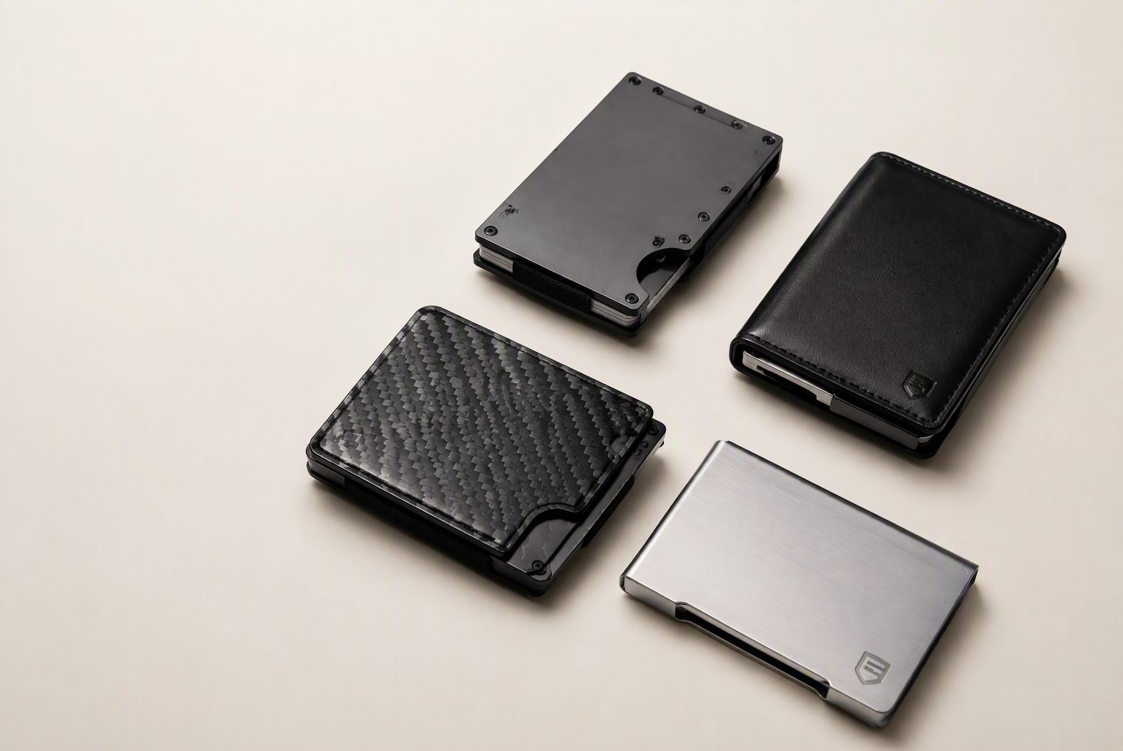 types detail view of the edc-wallet-brand-comparison-chart wallet options